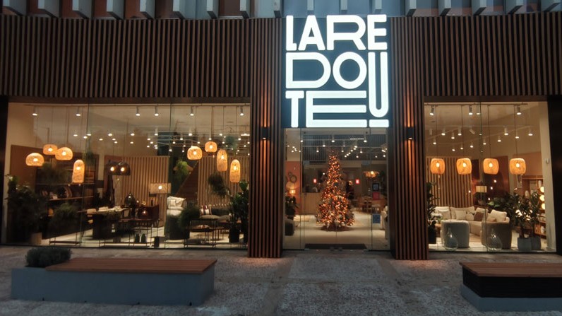 La Redoute ouvre un magasin à Athènes - La Redoute Corporate