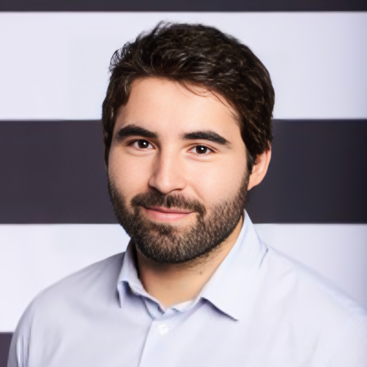 Sinbad Khlif : Révolution de l’E-Commerce et du Marketing chez Cadeaux.com