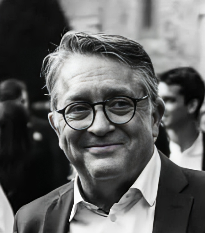 Investir dans la santé : la mission de François Lescure pour transformer les start-ups biotechnologiques