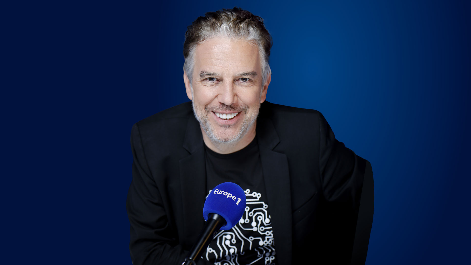 De la radio à la télévision : Comment Philippe Thuillier a Pionné la Télévision en Direct avec ADLTV