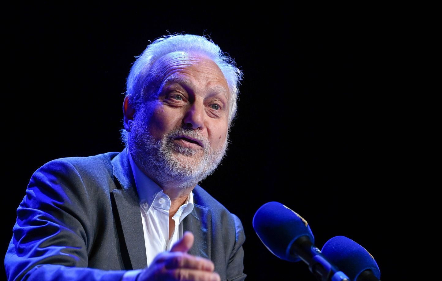 Télévision : Non reconduit, le PDG de TV5 Monde, Yves Bigot, annonce sa démission